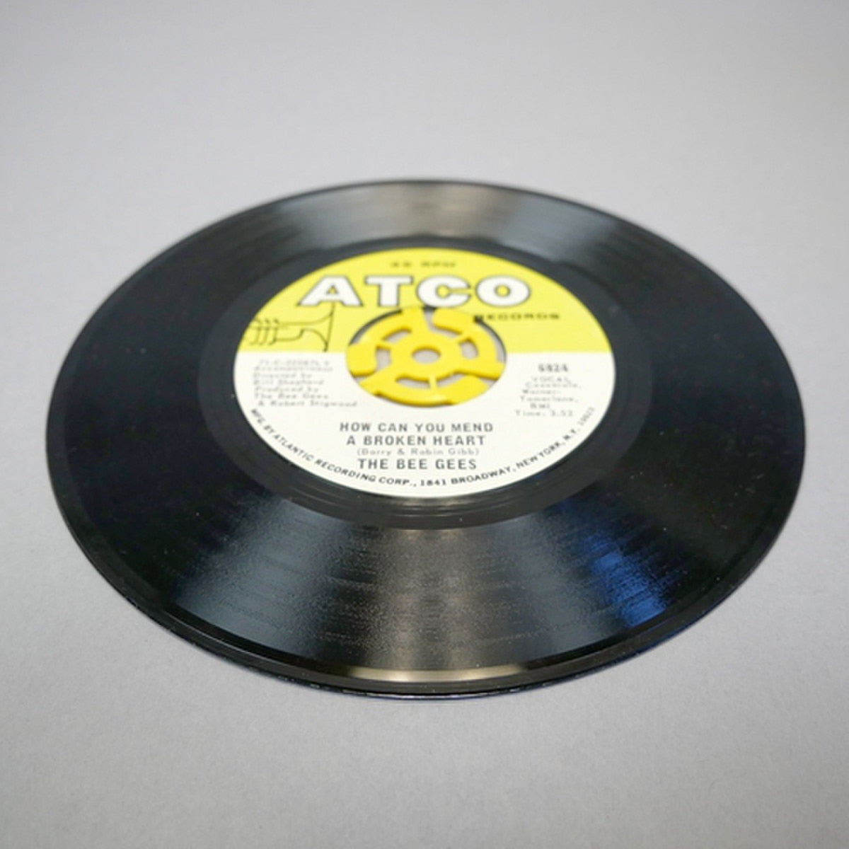 10 PACK 45RPM ADAPTORS SPIDER INSERTS FOR 7 INCH VINYL RECORDS