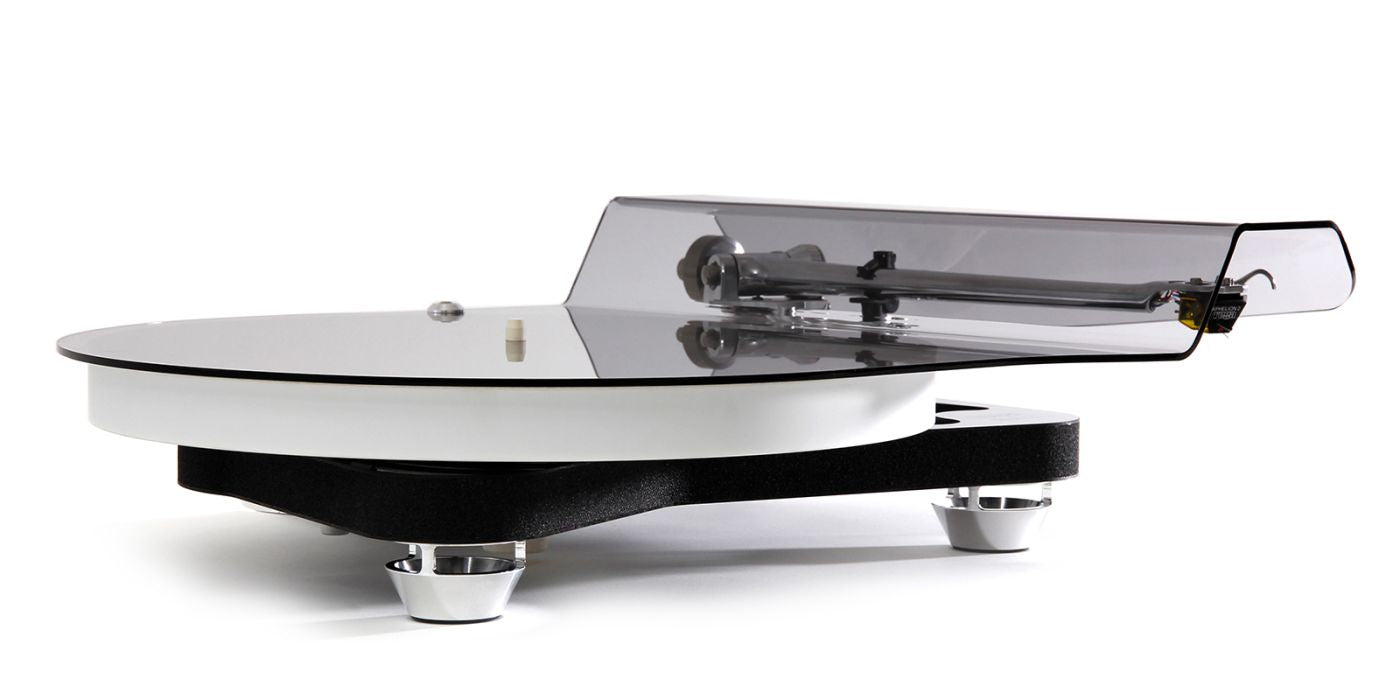 Rega Naia Aphelion 2