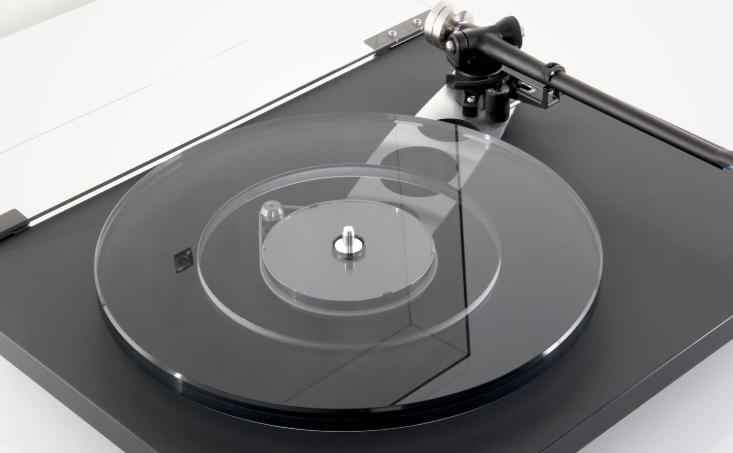 Rega Planar 6 ND5